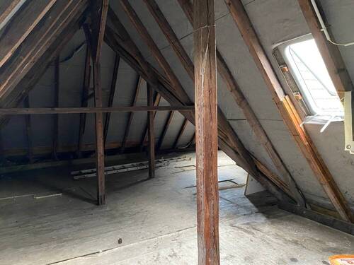 Spitzboden - 