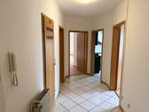 Flur - 2 Zimmer Etagenwohnung in Celle
