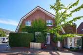 Außenansicht - 8 Zimmer Einfamilienhaus zum Kaufen in Wilhelmshaven-Bant