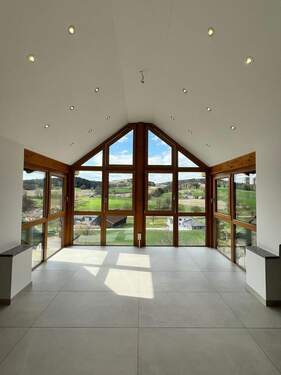 Große Dachgaube m. herrlichem Ausblick - akt. Zustand - 