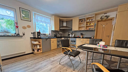 Küche Erdgeschoss - 1 Zimmer Mehrfamilienhaus, Wohnhaus in Alpen