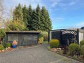 Schuppen und Garage - 