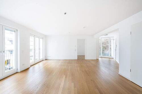 Wohnbereich - 2 Zimmer Etagenwohnung zum Kaufen in München