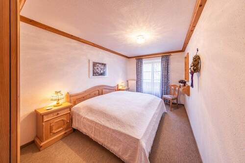 Schlafzimmer 2.jpg - 