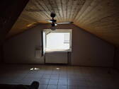 Dachgeschoss 1 Zimmer ausgebau - 