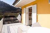 Der großzügige Balkon - 9 Zimmer Einfamilienhaus in Zell