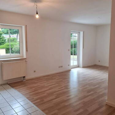 Wohnzimmer - 2 Zimmer Terrassenwohnung zur Miete in Döbeln