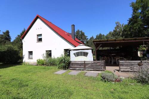 Straßenansicht - 8 Zimmer Einfamilienhaus zum Kaufen in Theeßen