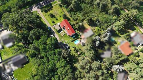 Drohnenansicht - 8 Zimmer Einfamilienhaus in Theeßen