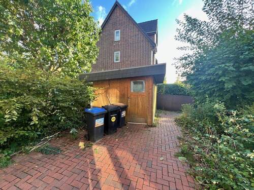 Vorplatz - Reihenmittelhaus mit 110,00 m&sup2; in Kiel zum Kaufen