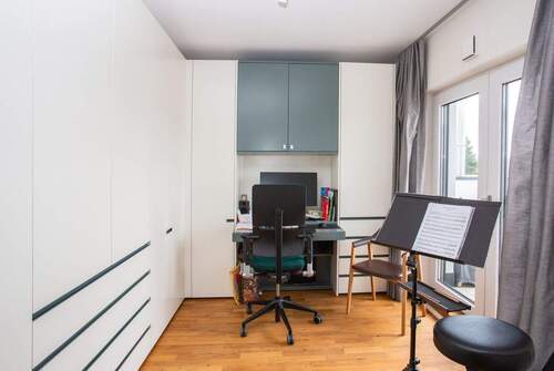 Arbeitszimmer DG - 
