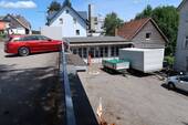 Lagerhalle und Werkstatt - 