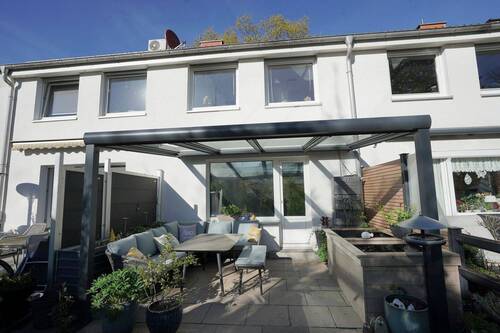 Ihr neues Zuhause in Farmsen - Saniert und wunderschön - 395.000,00&nbsp;EUR Kaufpreis, ca.&nbsp; 74,00&nbsp;m&sup2;&nbsp;Wohnfl&auml;che