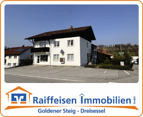 Wohn- und Geschäftshaus - Anwesen mit vier Wohnungen und Gewerbe