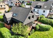 3 Hausansicht - 7 Zimmer Einfamilienhaus in Moringen