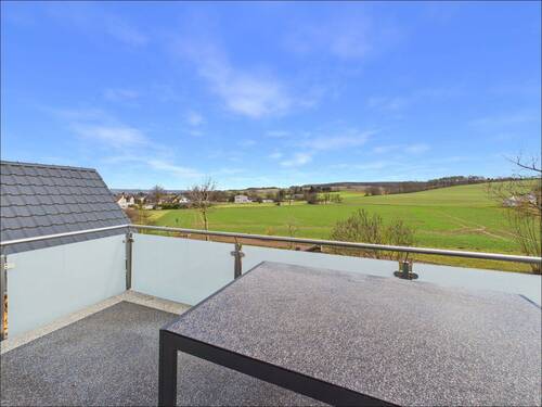Balkon OG Wohnung links - 