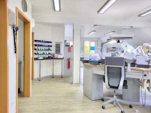 Gewerbefläche - Büro mit 163,00 m&sup2; in Kümmersbruck zur Miete