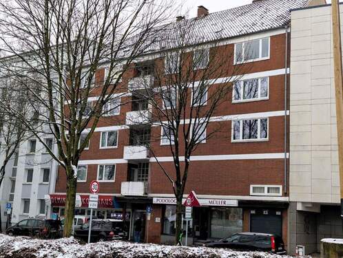 Straßenfront - Nähe Westfalenpark *** Sehr solides Wohn- und Geschäftshaus *** 2 LL und 11 WE