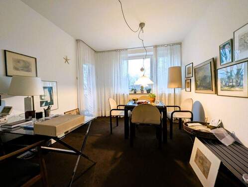 Zimmer mit Ausgang zum Balkon - 