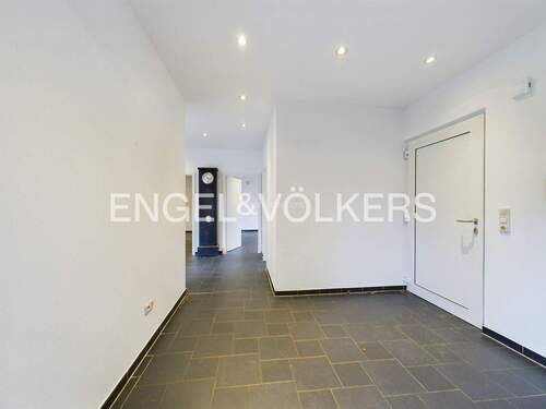 Eingangsbereich - Bungalow mit 172,00 m² in Viersen zum Kaufen