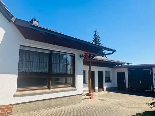 Hofansicht - 3 Zimmer Doppelhaushälfte in Wittenberg