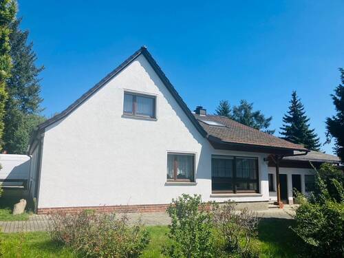 Hofansicht - Doppelhaushälfte mit 105,00 m&sup2; in Wittenberg zum Kaufen