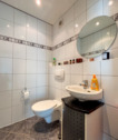 Gäste-WC - 3 Zimmer Etagenwohnung in Herzebrock-Clarholz