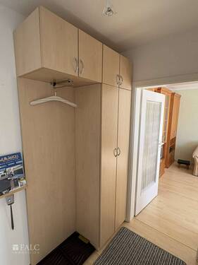 Flur - 2 Zimmer Etagenwohnung zum Kaufen in Augsburg