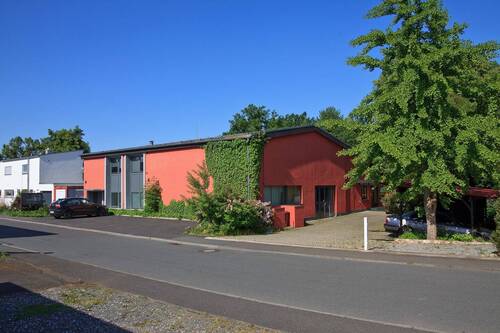 Straßenansicht - 