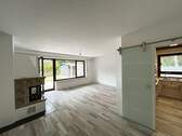 Wohnzimmer + Küche EG - 