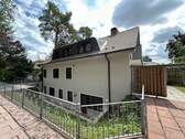 Aussenansicht - 7 Zimmer Etagenwohnung in Erlangen