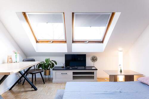 Wohnen - Möblierte Wohnung mit Einbauküche und Waschtrockner