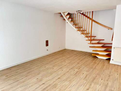 separates Gäste-WC mit Waschmaschinenanschluss - 