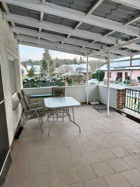 überdachte Terrasse - 