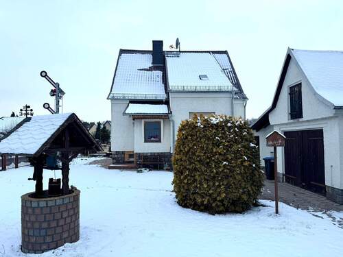 Außenansicht - 5 Zimmer Einfamilienhaus zum Kaufen in Annaburg