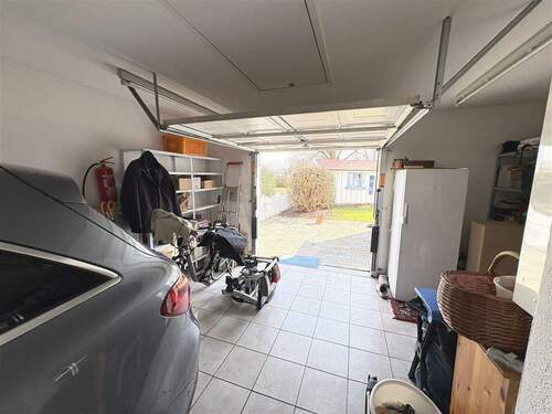 Garage - 