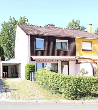 Außenansicht - 5 Zimmer Doppelhaushälfte zum Kaufen in Bayreuth