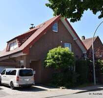 Hochwertige Immobilie mit bis zu drei Wohneinheiten, Wintergarten, Dachterrasse, Keller u. gr. Garage, Dr. Kurzhals Immobilien GmbH, Tel. 02508451 - Drensteinfurt
