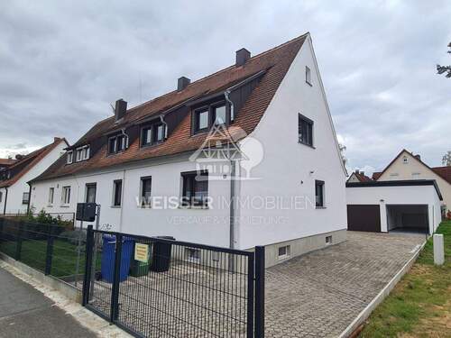Außenansicht - 4 Zimmer Etagenwohnung zur Miete in Fürth