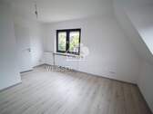 Wohnzimmer Ansicht 2 - Etagenwohnung mit 78,00 m² in Fürth zur Miete