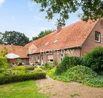 Ländliches Wohnidyll mit Komfort und vielen Möglichkeiten - großzügiges Zweifamilienhaus mit Charme - Großenkneten Haschenbrok