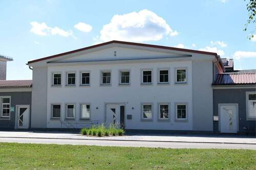 Ansicht Verwaltung Nord - Großzügige Gewerbehalle für Lager, Produktion, Gewerbe