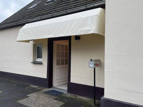 Eingang - Klein aber fein! - 425,00&nbsp;EUR Kaltmiete, ca.&nbsp; 48,00&nbsp;m&sup2;&nbsp;Wohnfl&auml;che