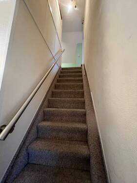 Treppe - 2 Zimmer Etagenwohnung zur Miete in Gütersloh