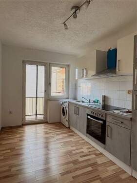 Bild 1 - Riedfeldstraße: Super 2 ZKB mit Balkon und Einbauküche