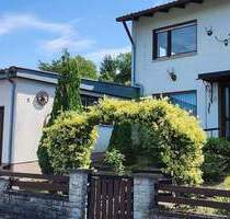 Einfamilienhaus in ruhiger Lage, mit traumhaftem Ausblick und viel Entwicklungspotenzial - Retzstadt