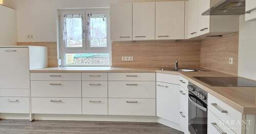 EG Einbauküche - ** Viel Haus fürs Geld ** Freistehendes Einfamilienhaus mit großem Grundstück