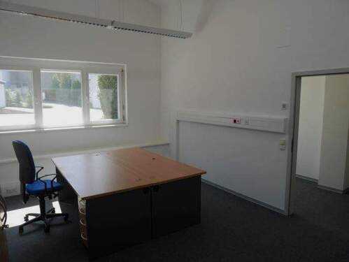 Büro 1 - 