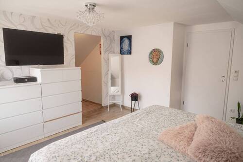 Schlafzimmer - 4 Zimmer Einfamilienhaus zum Kaufen in Nordhorn