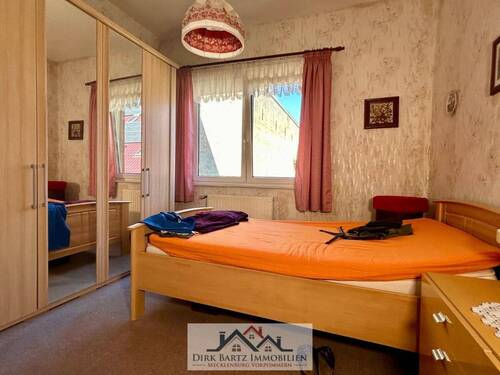 Schlafzimmer 1 - 